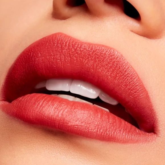 MAC Cosmetics Powder Kiss Velvet Blur Slim Stick - Picture 3 of 7